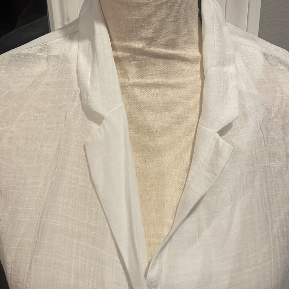 NWOT A Byer Womens White and Blue Ombre Button Down Shirt Top Blouse Size Large - Picture 2 of 9